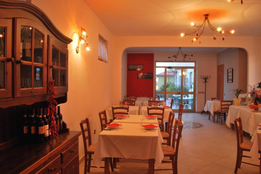 Albergo Smeraldo Castelnuovo Magra Ngoại thất bức ảnh